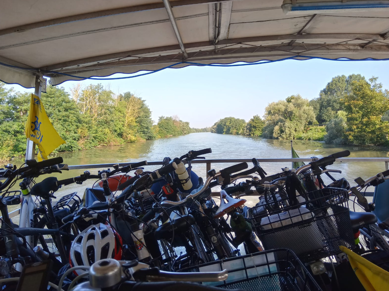 “Navighiamo il museo diffuso dell’acqua”, abbinata bike and boat alla scoperta del “fiume di mezzo”